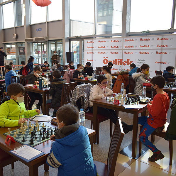 Özdilek Eskişehir Satranç Turnuvasının Kazananı Belli Oldu